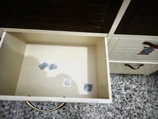 Armario infantil madera y cuero