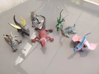 Set 7 dragones de juguete