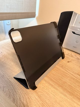 iPad Pro 11 M1 Cel+ Apple Pencil + Funda + Teclado