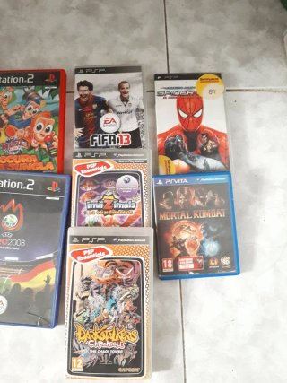 Fundas/Cajas Juegos PS4, PS2, Wii