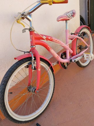 Bicicleta Infantil Hello Kitty Rosa