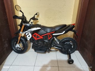 Moto Eléctrica Infantil 12V Aprilia Tlf. 675838563