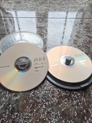 Lote 35 discos vírgenes CD-R y DVD-R