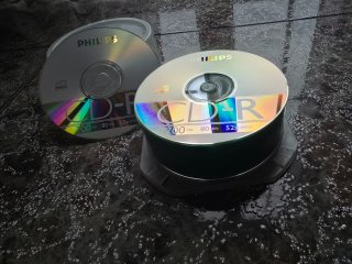 Lote 35 discos vírgenes CD-R y DVD-R