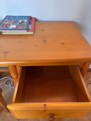 Escritorio de madera