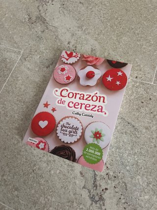 Corazón de cereza y corazón de nube libros