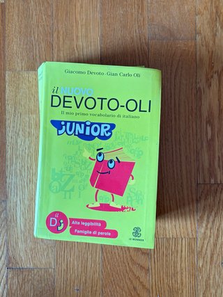 Dizionario "il NUOVO DEVOTO-OLI JUNIOR. Il mio pri