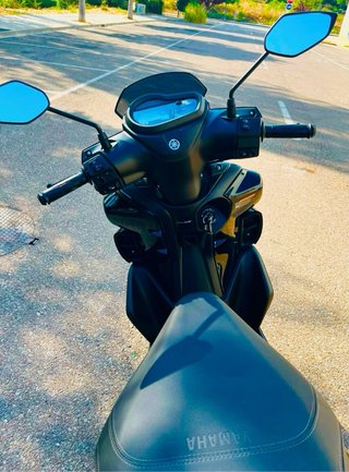 Yamaha RayZR 125cc   SIEMPRE DUERME EN GARAJE