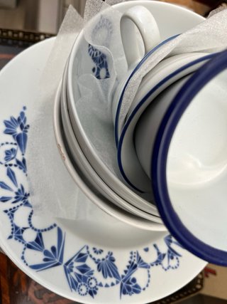 Vajilla Ikea Azul y Blanca