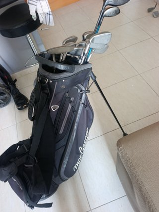 Palos de Golf Ping y Callaway