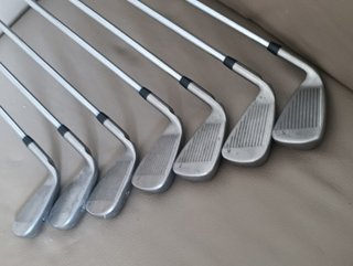 Palos de Golf Ping y Callaway