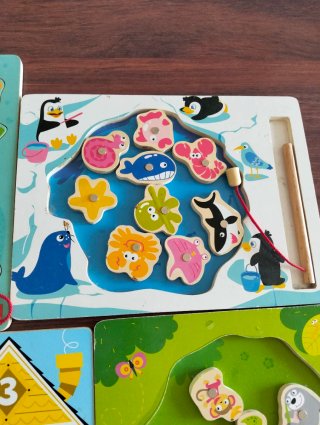 Juegos madera: pesca y puertas