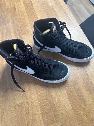 Nike Blazer High Negras y Blancas