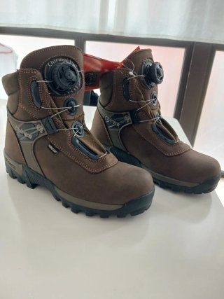 Botas de montaña Chiruca Marrones