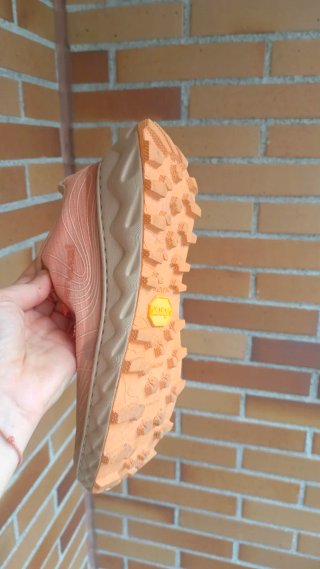 Zapatillas NNormal Tomir 2.0 Beige/Naranja
