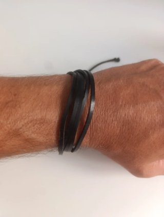 Lote 2 pulseras cuero.