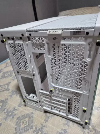 Caja PC Corsair 2500 SERIES
