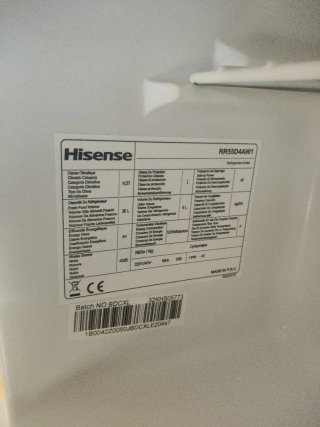 Nevera mini Hisense con congelador