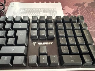 Teclado Mecánico Gaming Tempest Diablo RGB