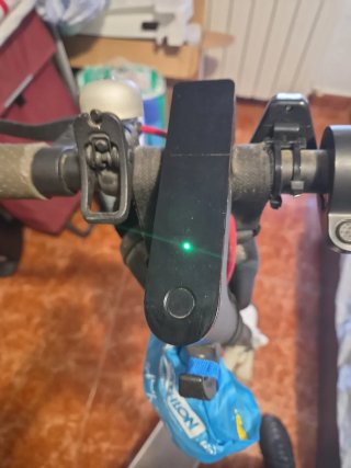 Patinete Eléctrico Blanco marca xiaomi. M365