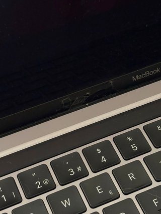 MacBook Pro M1 13” 8GB RAM 256GB SSD