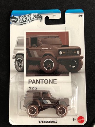 Hot Wheels '67 Ford Bronco Pantone Chase 6/6