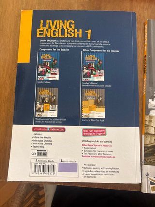 Living english 1 bachillerato students book