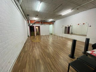 Local comercial en venta en Sanfeliu en Hospitalet de Llobregat, L´