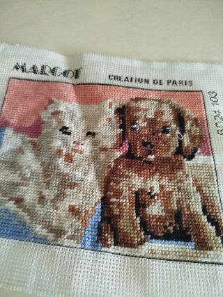 Arazzo Maddot Gatto e Cane Ricamato a Mano