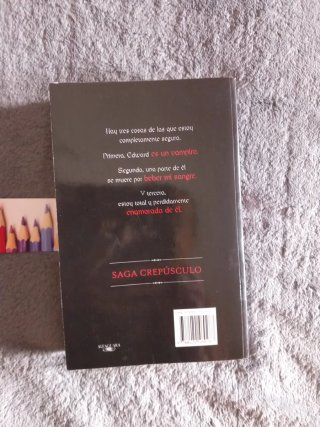 Saga crepúsculo eclipse y crepusculo(2 libros)