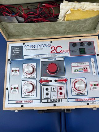 Equipo electroterapia vintage SCIENTIPHYSIO 2C