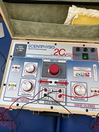 Equipo electroterapia vintage SCIENTIPHYSIO 2C