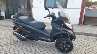 Piaggio MP3 500 Negro