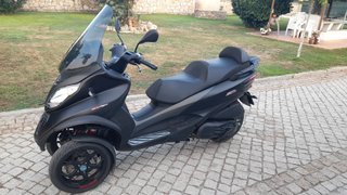 Piaggio MP3 500 Negro