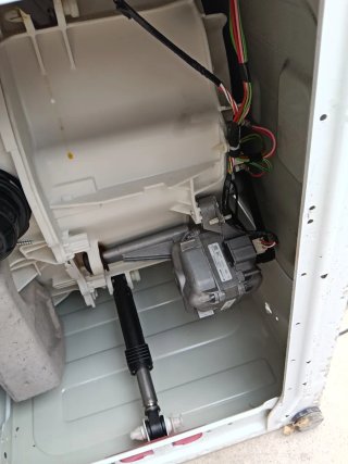Lavadora BEKO(( OJO PARA PIEZAS/)