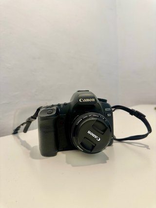 Canon EOS 5D Mark II + Objetivo 50mm f/1.8