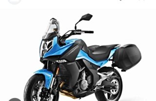 CF-Moto 650 MT Adventure Moto