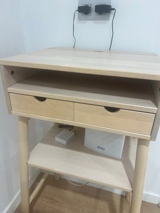 Escritorio tocador Ikea madera