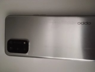 OPPO A74 Plata - Como Nuevo