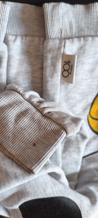 Lote 2 sudaderas 7/8 años