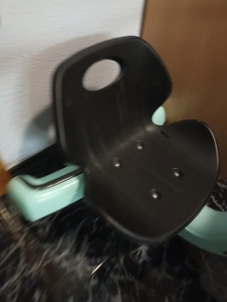Triciclo eléctrico infantil derrapes