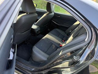 Lexus IS 2018