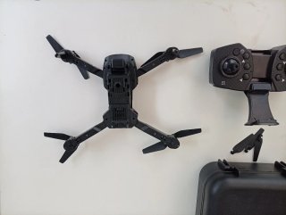 Drone Negro Plegable