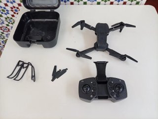 Drone Negro Plegable