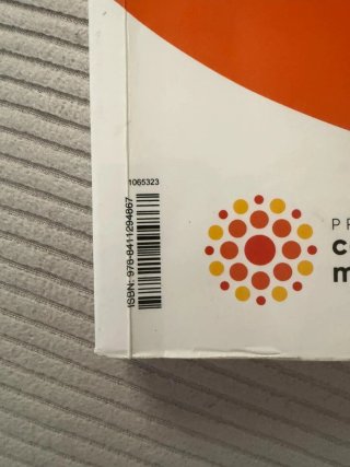 Libro catalán 2 ESO santillana en bon estat