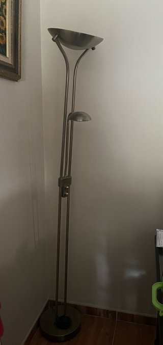 Lámpara de pie IKEA Torchère Cromada