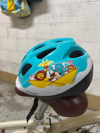 Bicicleta infantil BTWIN 24 y casco infantil