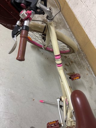 Bicicleta infantil BTWIN 24 y casco infantil