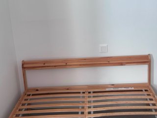 Cama en perfecto estado. Medidas ancho 1,40x2 alto