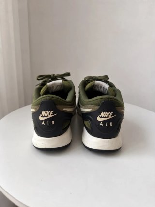 Zapatillas Nike Air Olive Talla 43